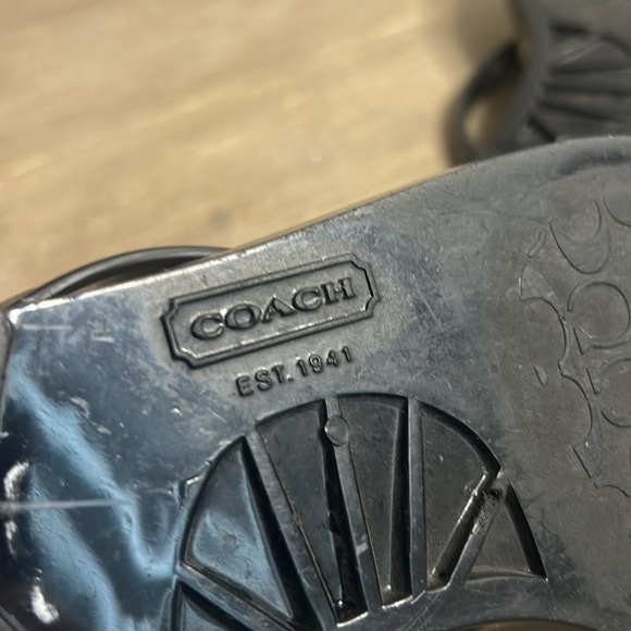 Coach New York Landon Gold Bow Thong Flip Flop Sandal Women Size 6 - Picture 11 of 17